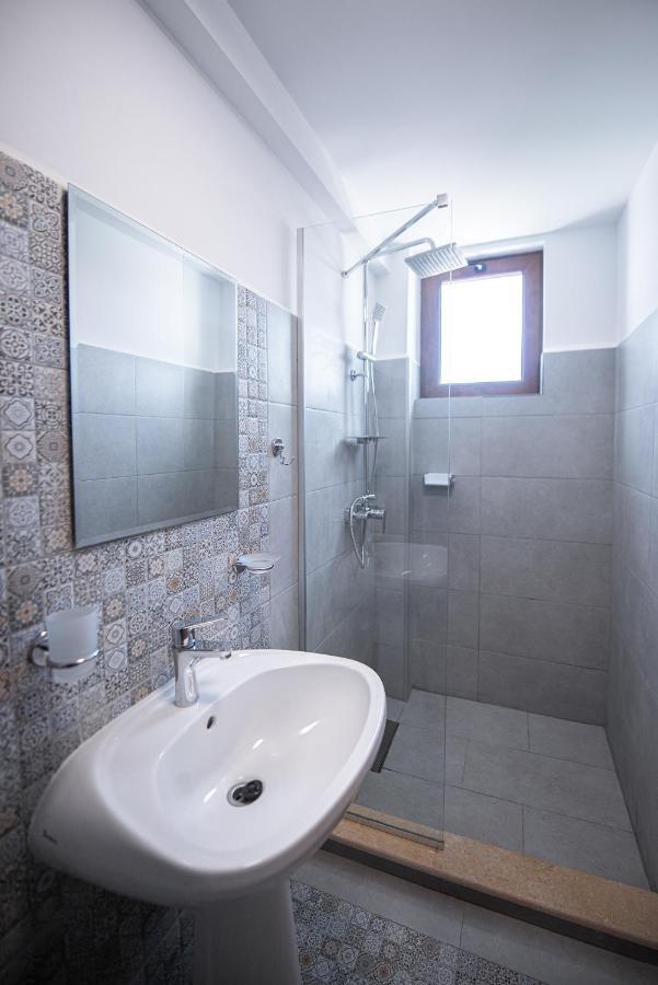 Hotel Polu-X à Vama Veche Extérieur photo