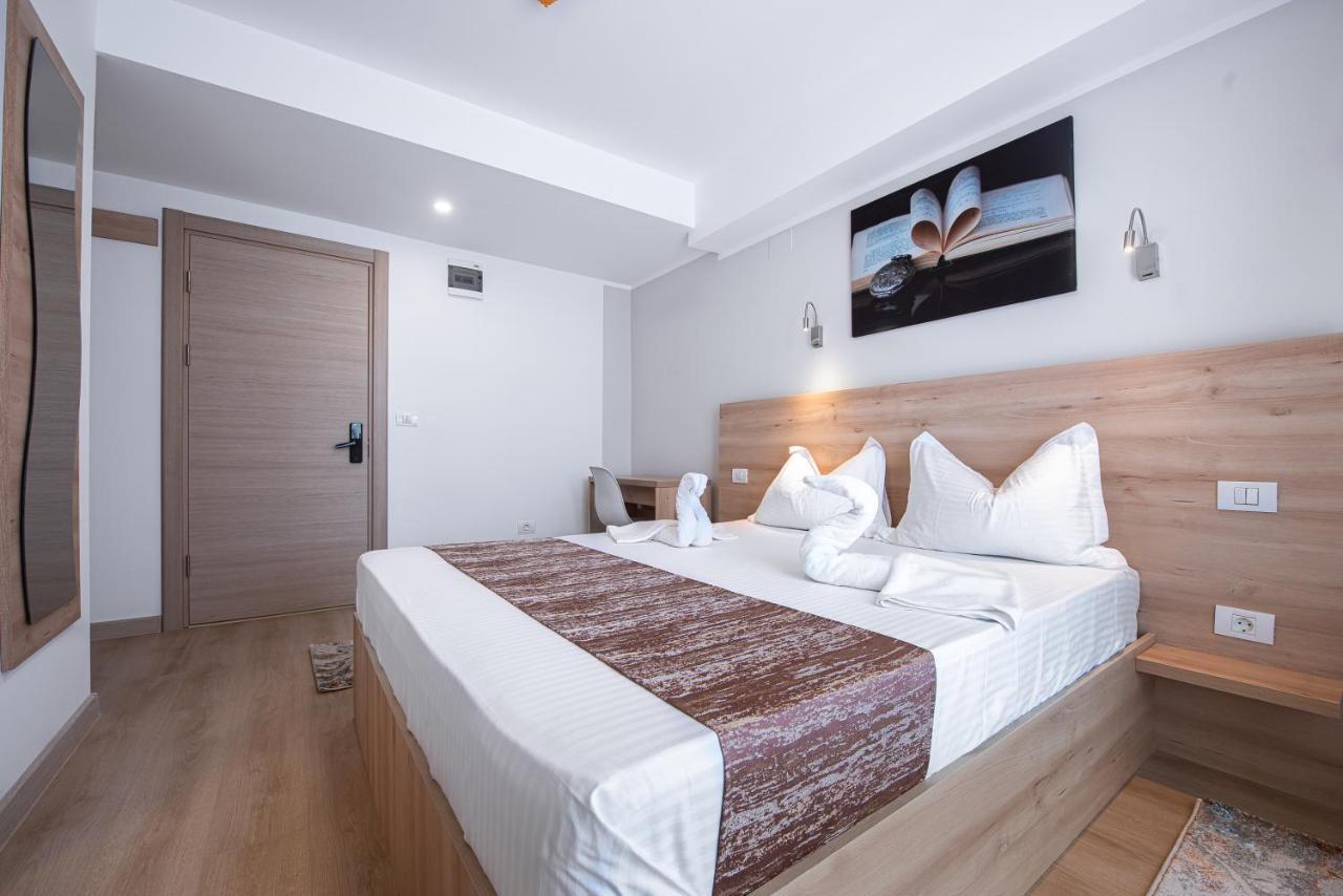 Hotel Polu-X à Vama Veche Extérieur photo
